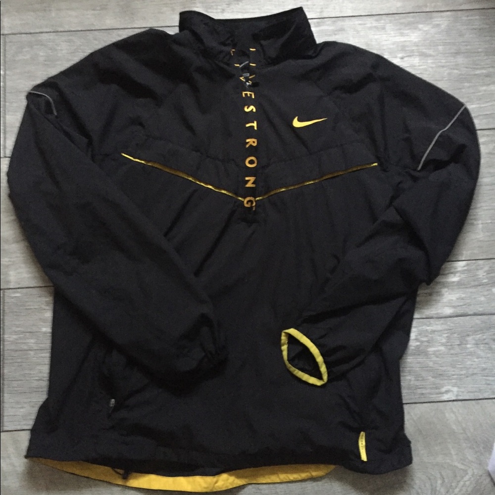 Nike wind breaker